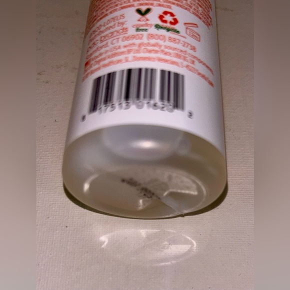 Cantu Shea Butter Hydrating Leave-In Conditioning Mist - Red - Picture 3 of 3